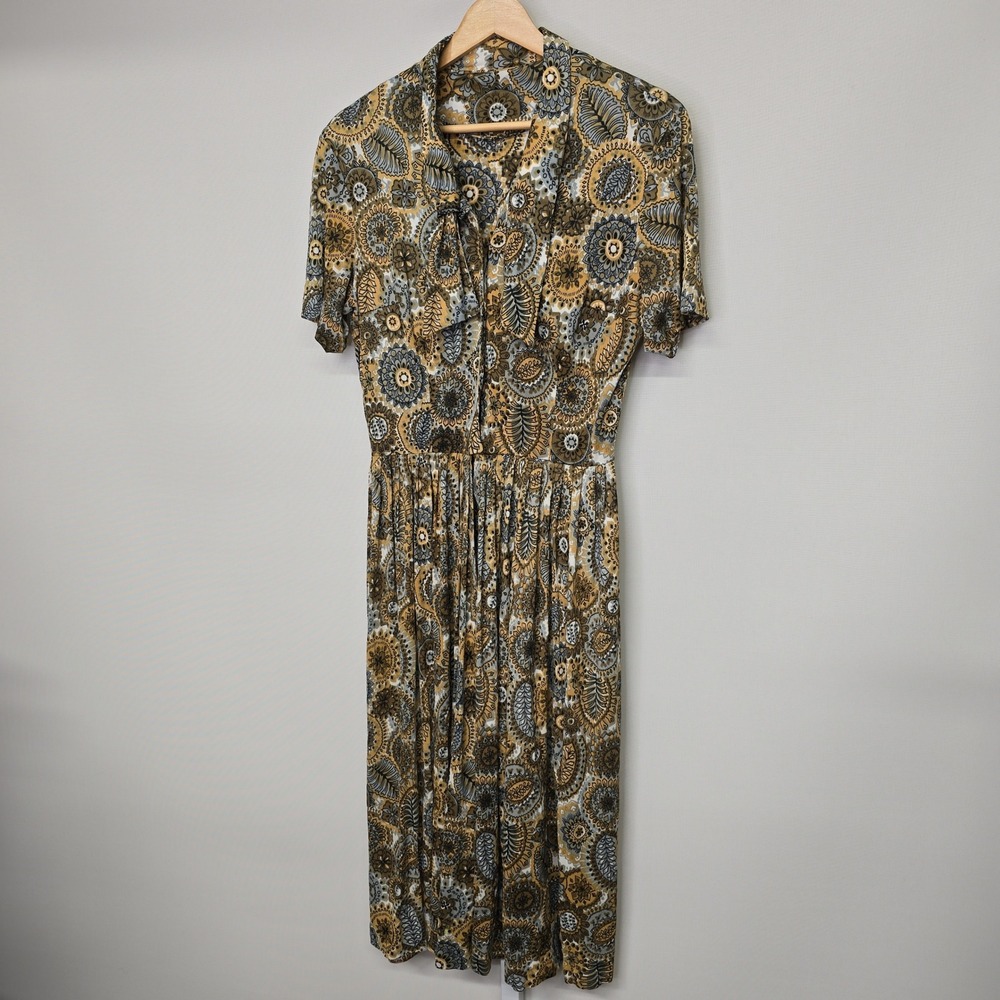 Vintage Womens Paisley Print Midi Dress Button Up Short‎ Sleeve Tie Neck